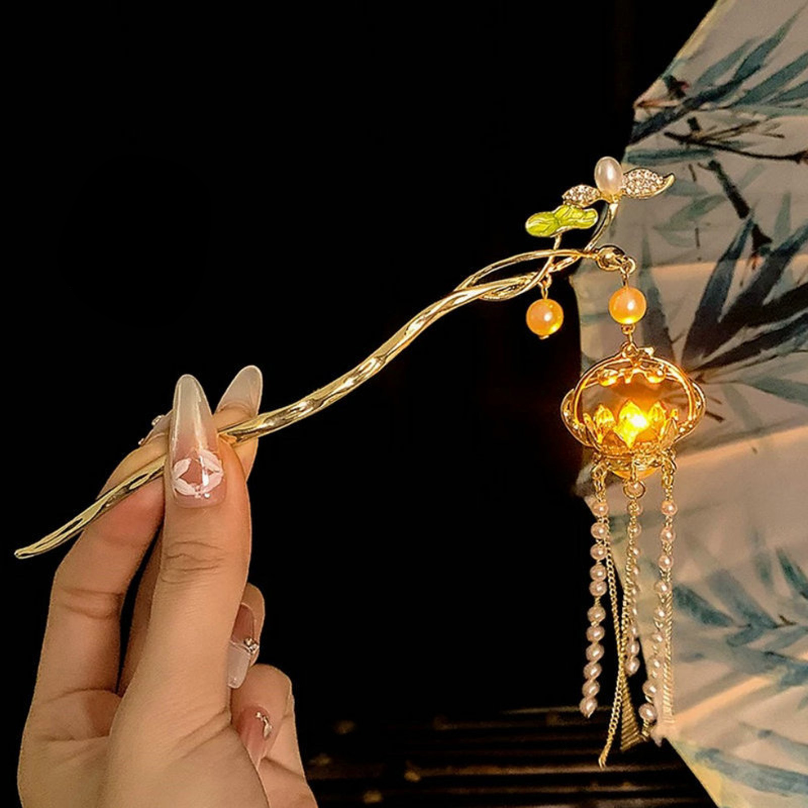 発光花ヘアピン絶妙な蓮の花のタッセルヘアスティックエレガント - Hanbok Hair Pin のレビューと価格