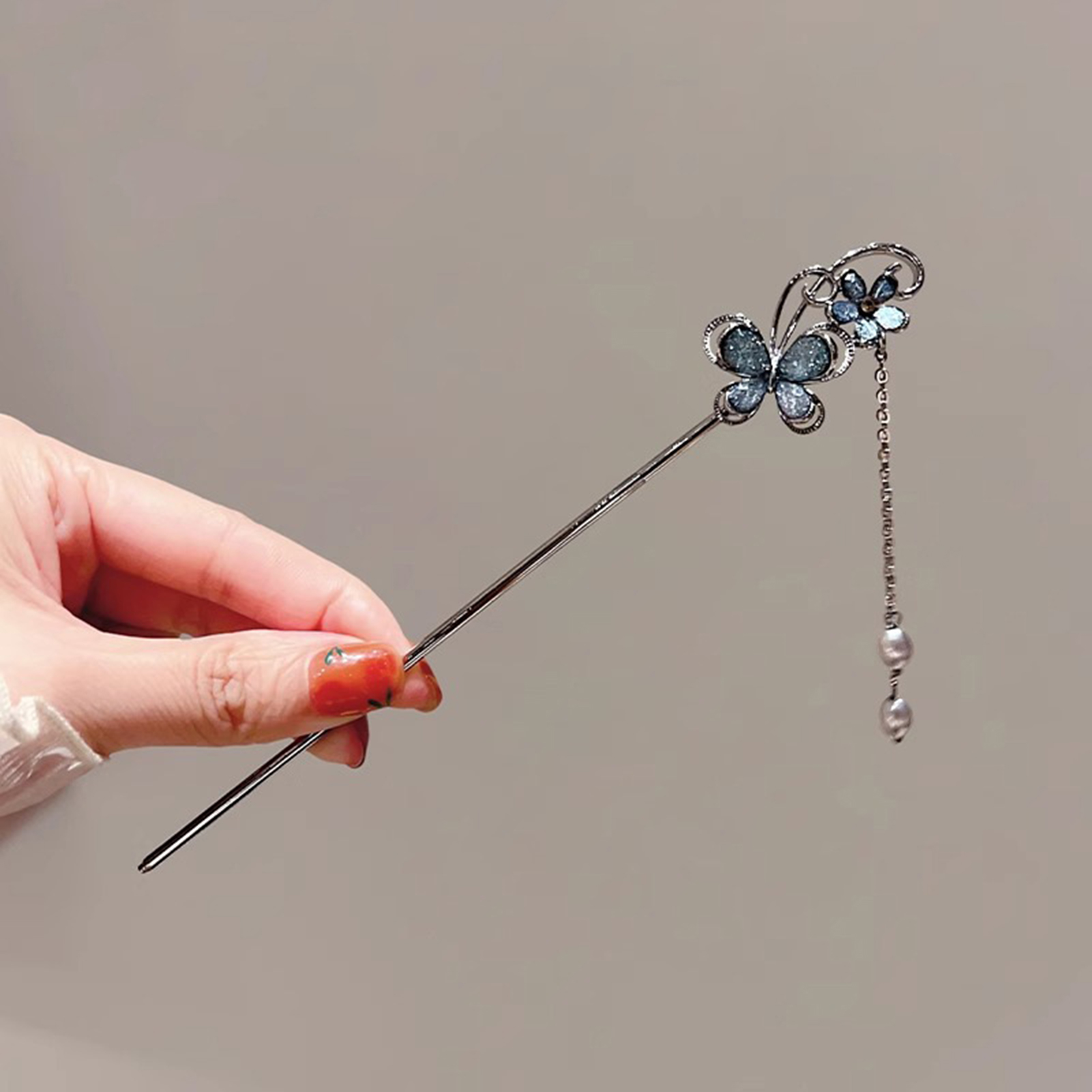 蝶タッセルヘアピンヘアスティックヘアピンフォーク女性女の子用 - Hanbok Hair Pin のレビューと価格