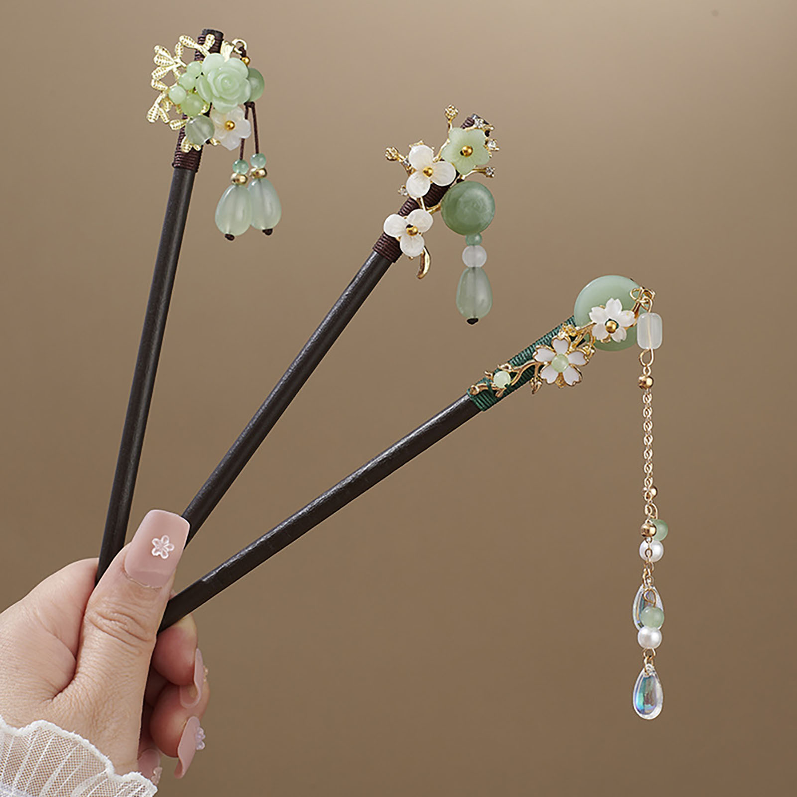 中国風の花のタッセルヘアピンヴィンテージ木製花柄パールヘアス - Hanbok Hair Pin のレビューと価格